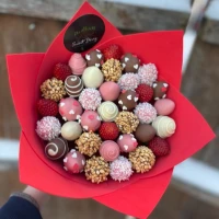Bouquet of strawberries in chocolate Red Rainbow